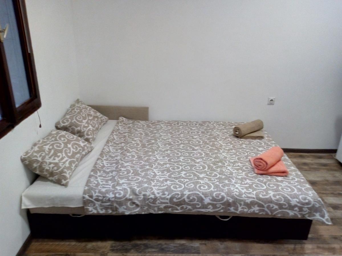 Apartment Minimal Novi Sad Buitenkant foto