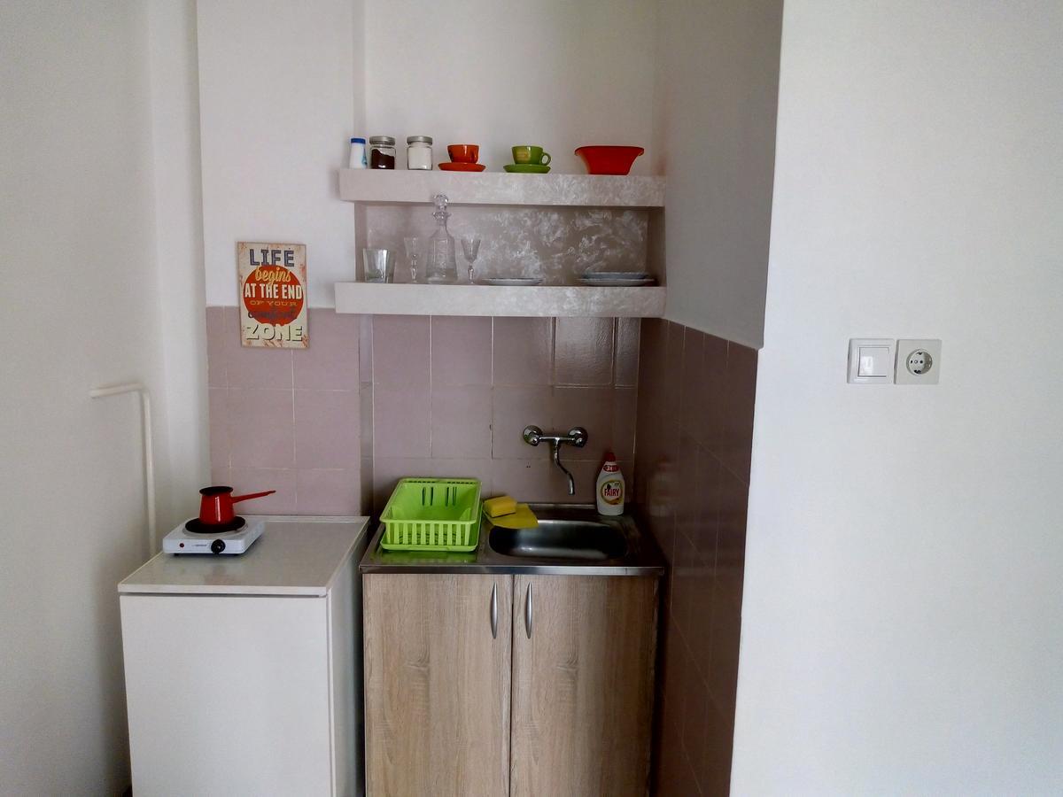 Apartment Minimal Novi Sad Buitenkant foto